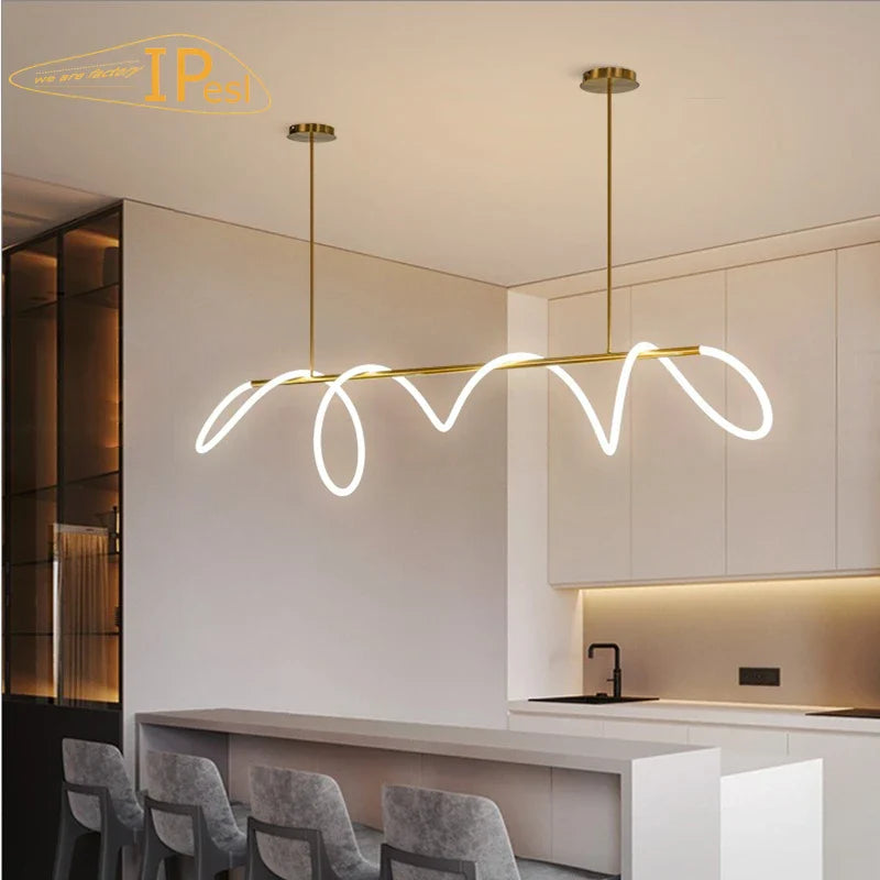 Lampada a sospensione LED design moderno elegante