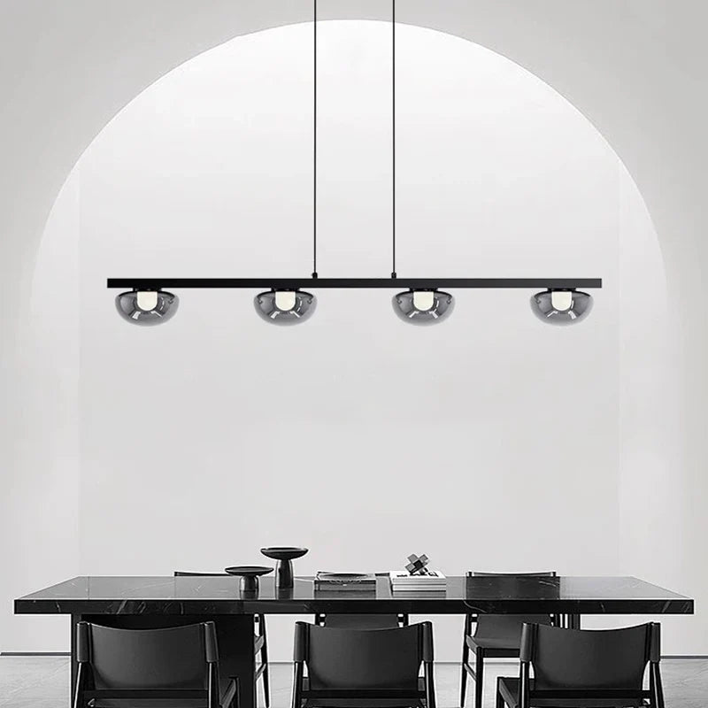 lampadario a lampade sospese per illuminazione interna fantasiosa