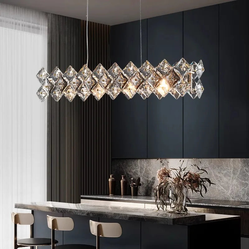 lampadario in cristallo design minimalista per un interno elegante