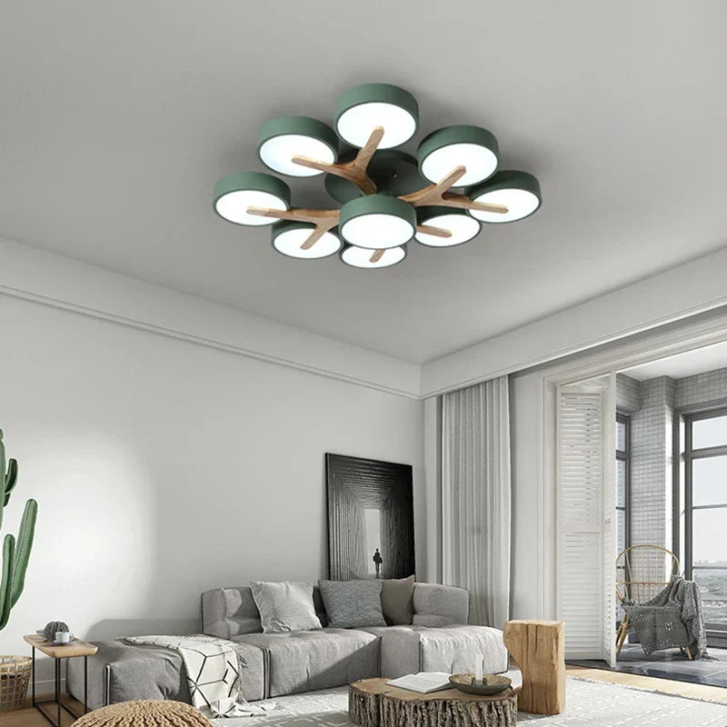 Lampadario scandinavo brillante in legno