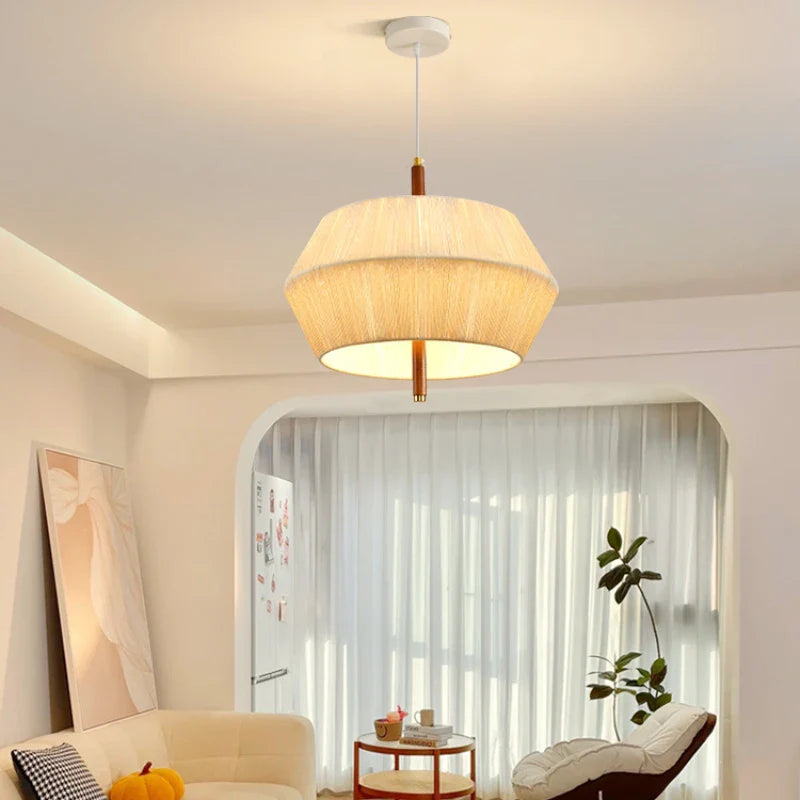 lampadario vintage in legno e corda di canapa per decorazione interna