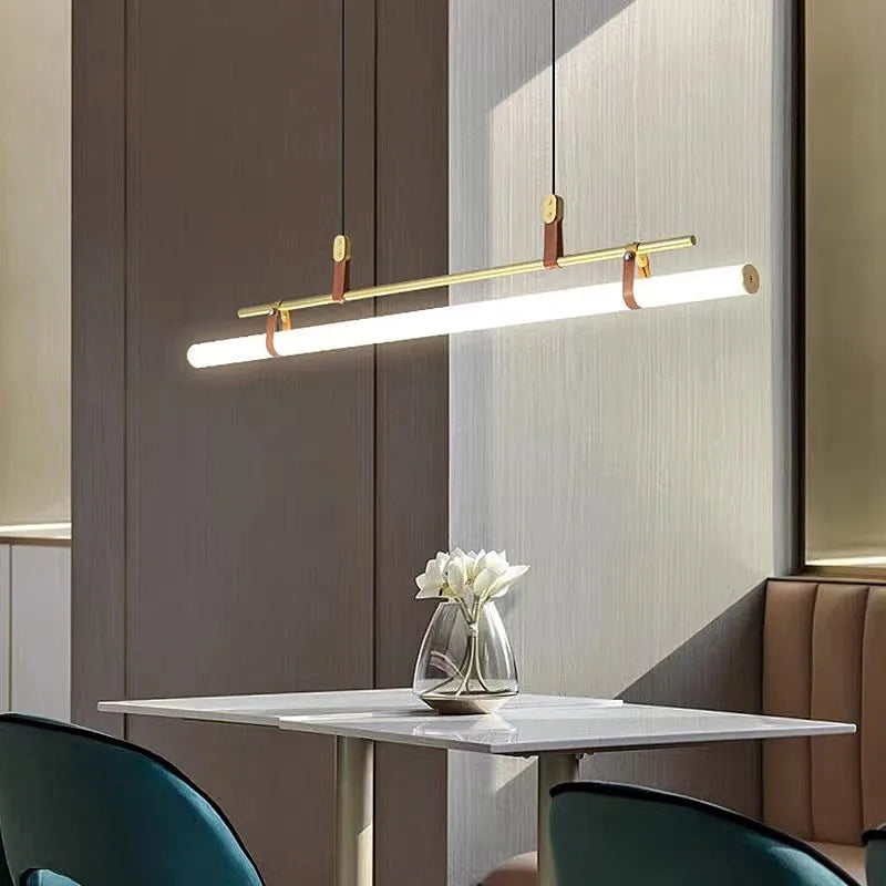 Elegante lampadario LED design vintage