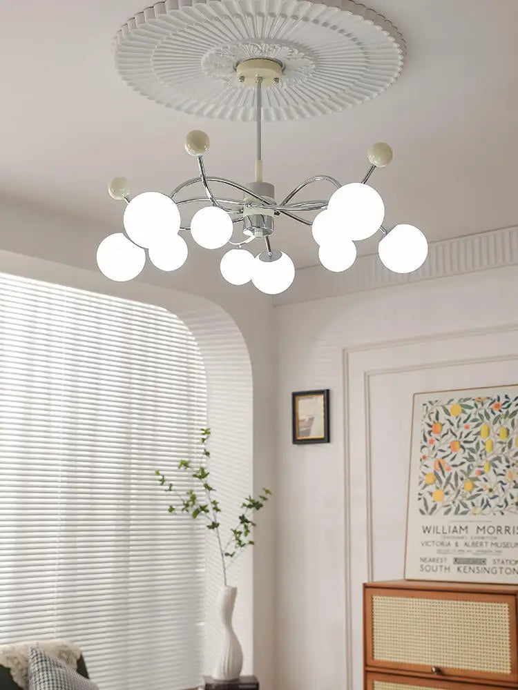 Lampadario LED contemporaneo e luminoso