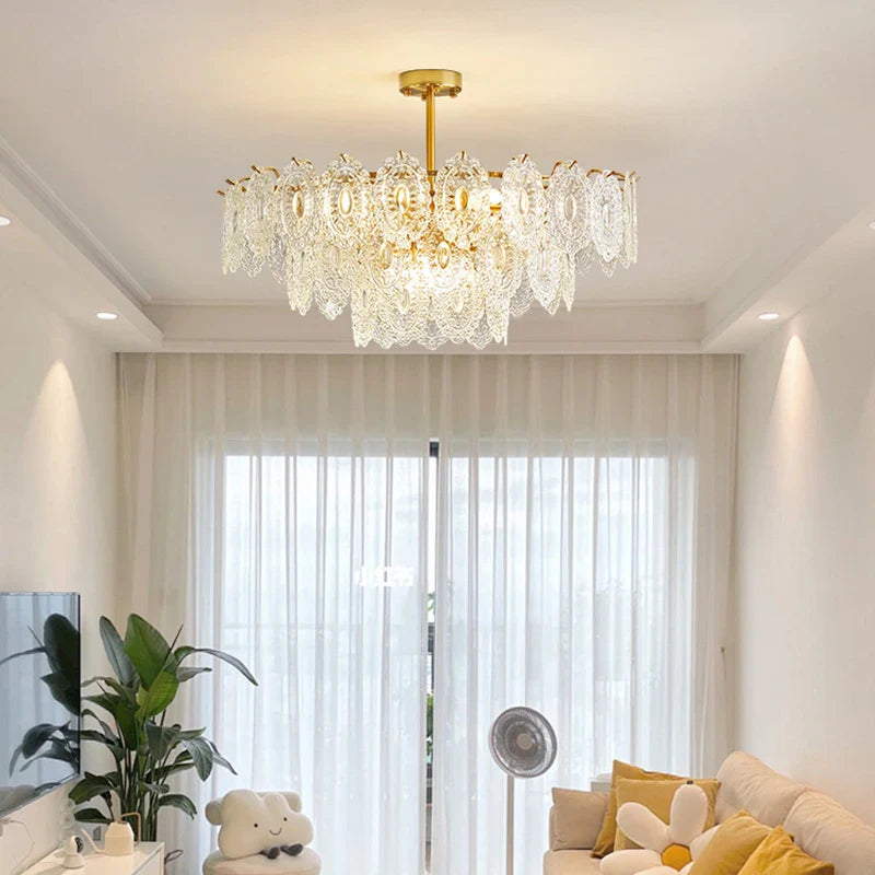 Lampadario in vetro stile lussuoso per interni eleganti