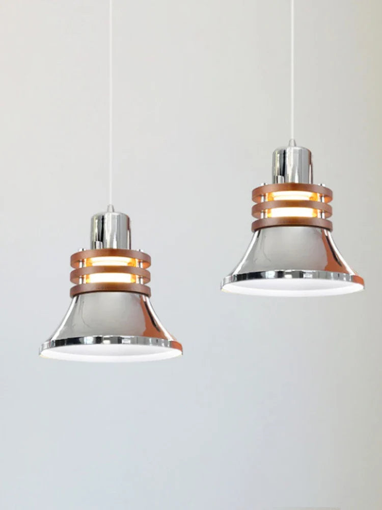 lampadario in legno massiccio argentato per interni retrò e moderni