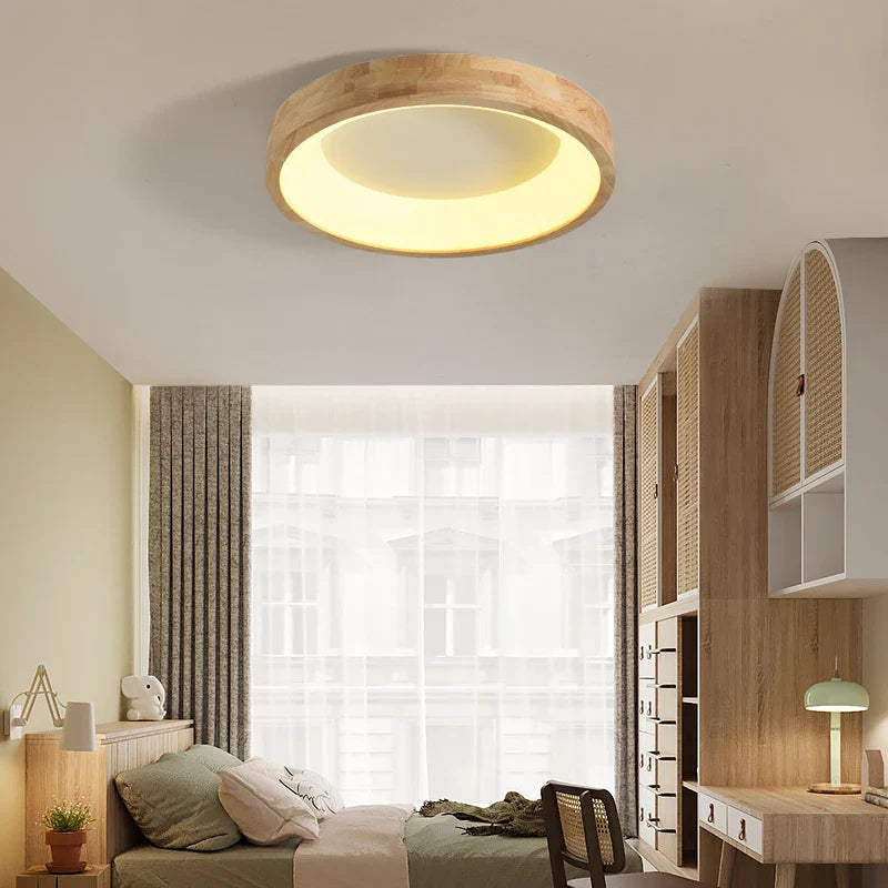 Lampadario moderno luminoso in legno