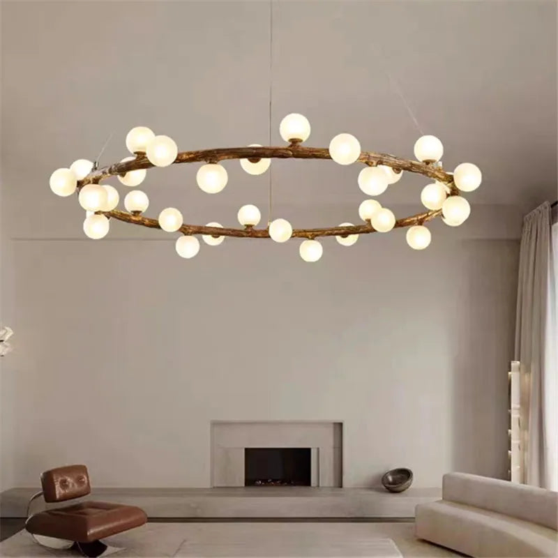 lampadario nordico in legno con anello personalizzato e vetro lattiginoso