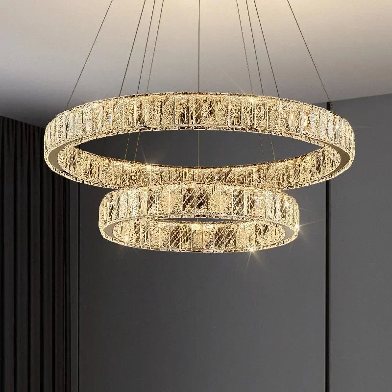lampadario moderno in cristallo per un'illuminazione elegante
