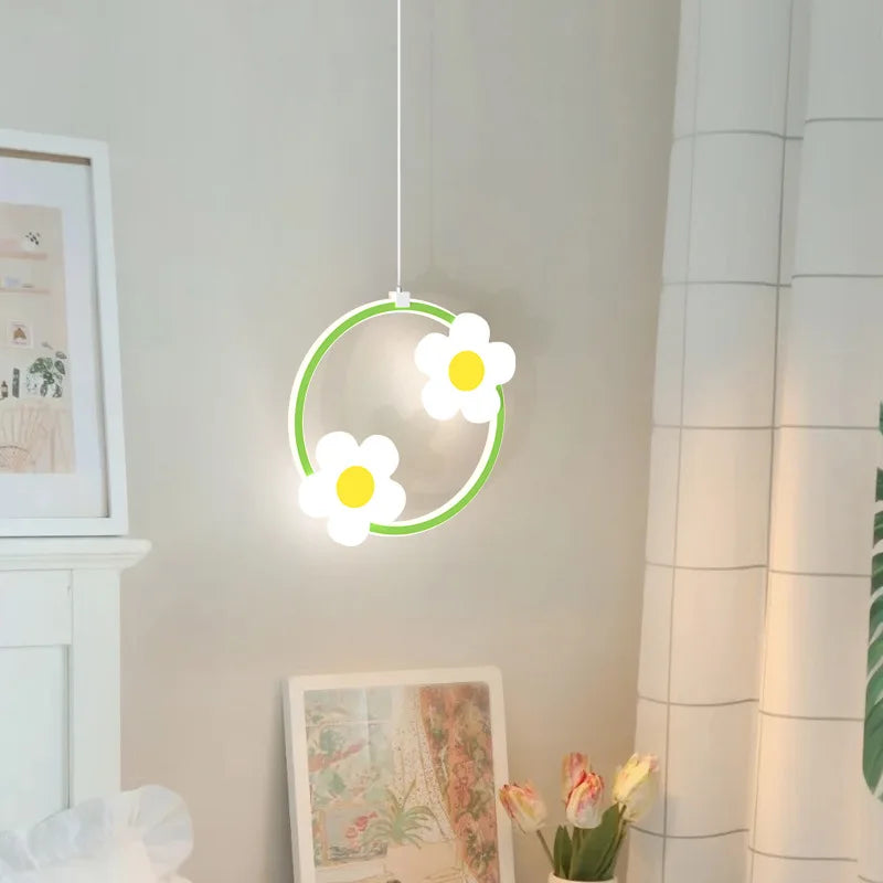 lampadario a sospensione a forma di fiore per cameretta di bambina