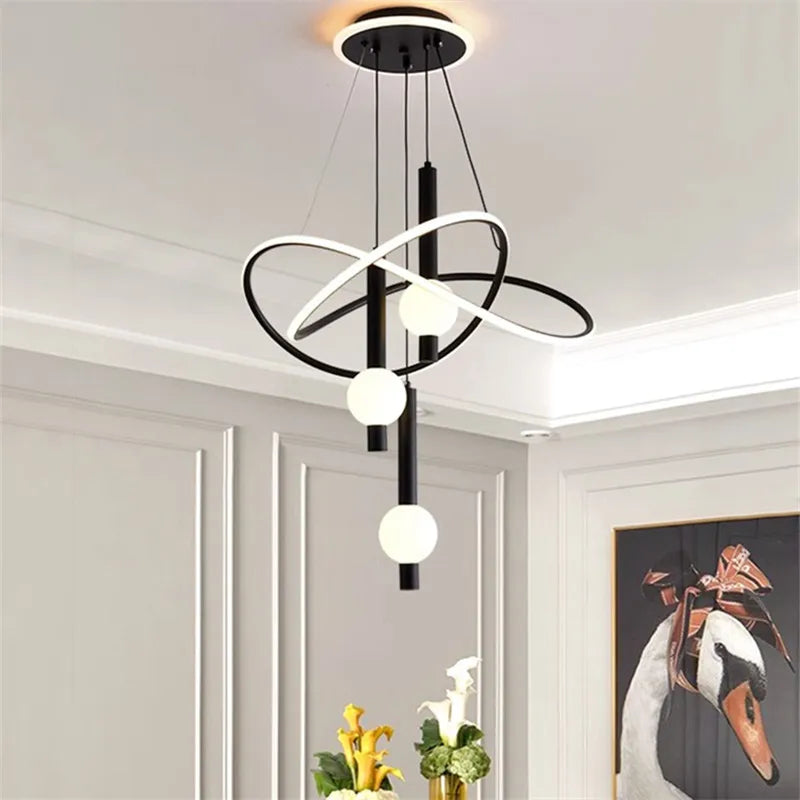 Lampadario minimalista luminoso e chic