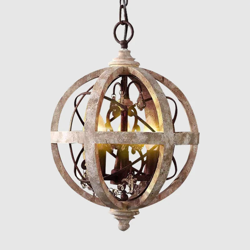 lampadario in legno stile campagna americana con dettagli in cristallo
