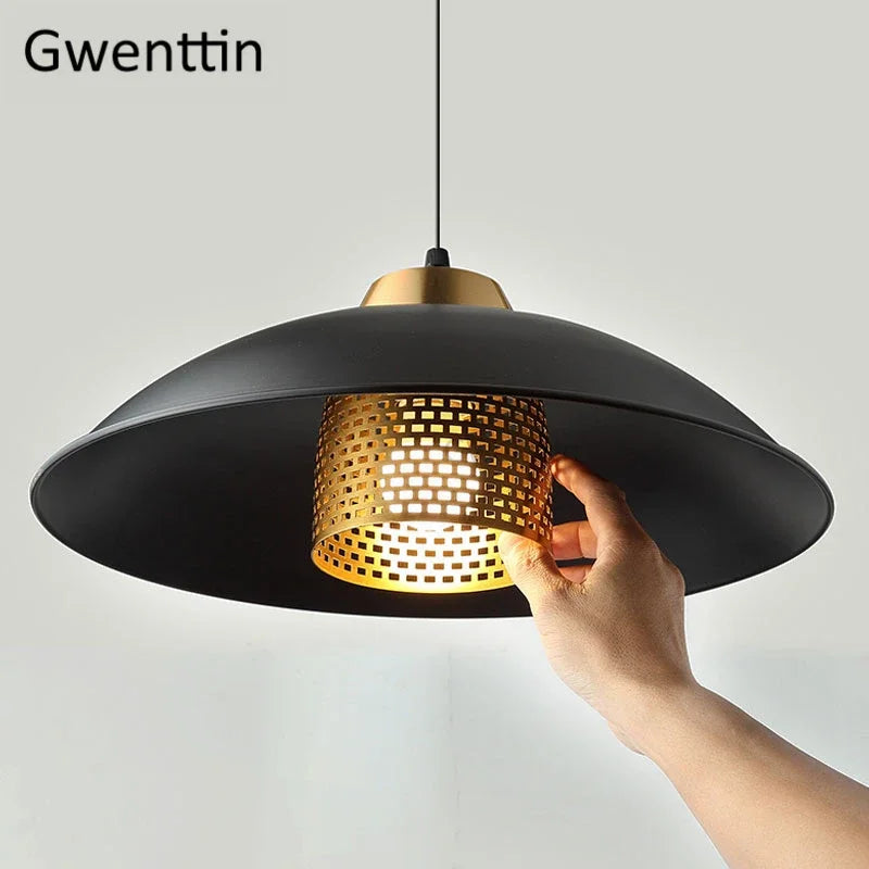 Lustre industriale nero vintage elegante