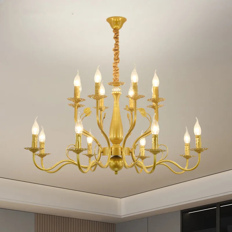Lampadario vintage in ferro battuto glamour