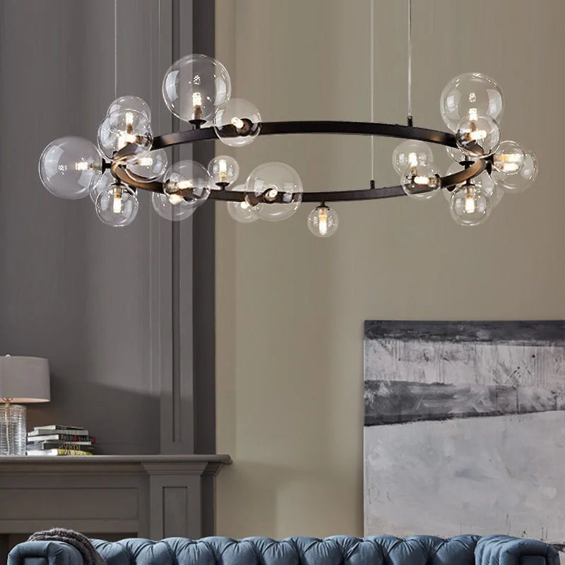 Lampadario in vetro moderno e luminoso