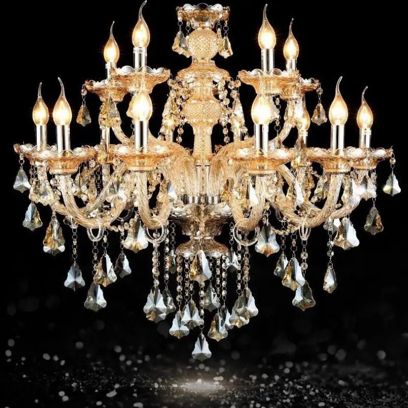 lampadario in cristallo moderno per decorazione d'interni elegante