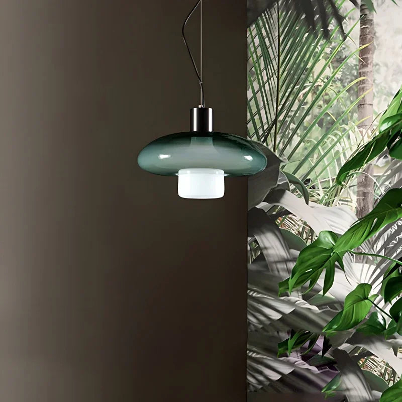 Lampada contemporanea in vetro elegante