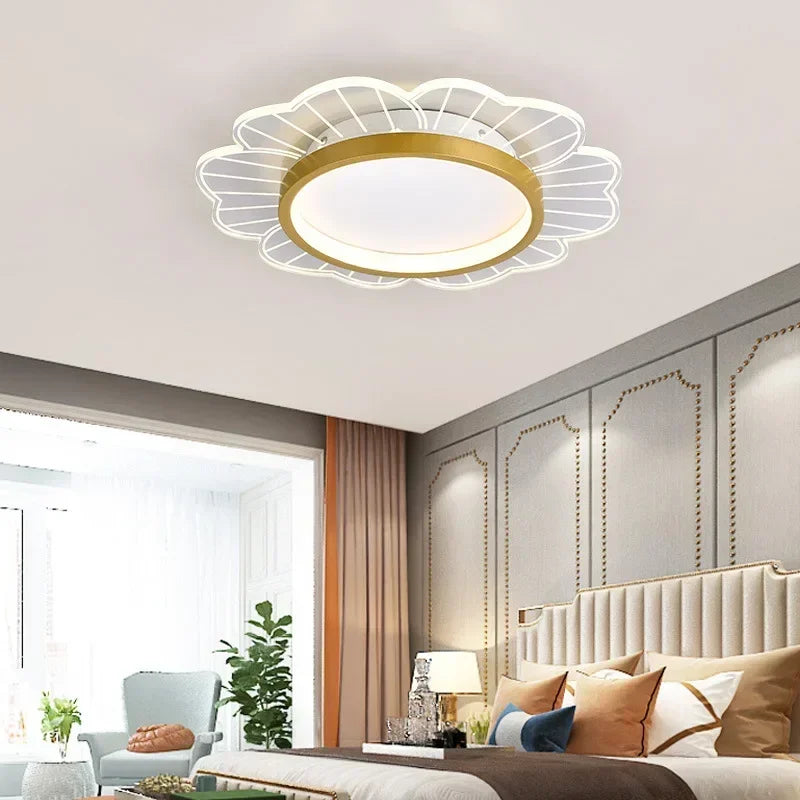 Elegante lampadario moderno che illumina lo spazio