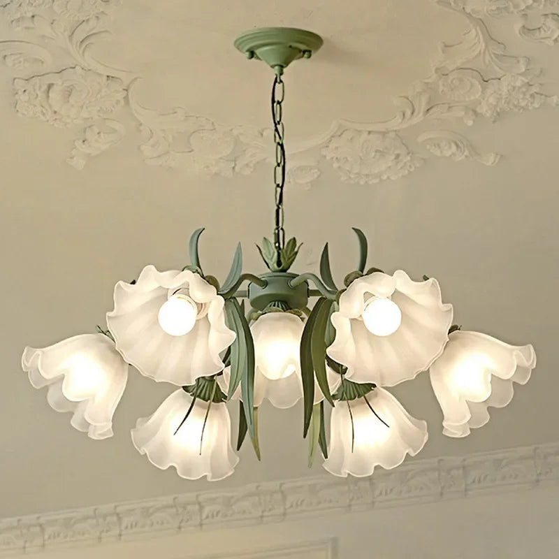 Lampadario nordico con fiori chic