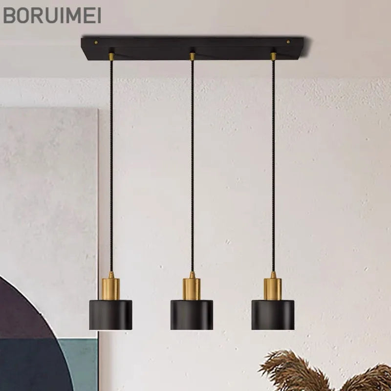Lampadario LED minimalista tricolore per decorazione interna