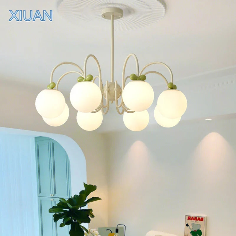 lampadario in vetro stile francese ideale per hotel