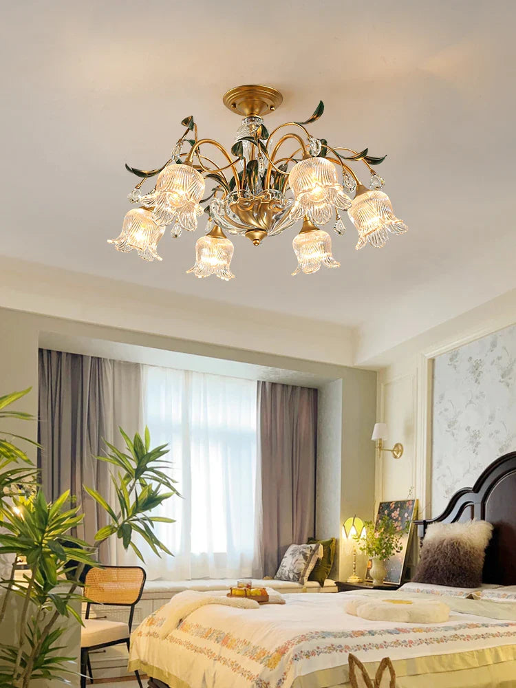 lampadario in cristallo francese illuminazione avanzata per interno elegante