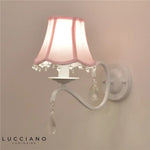 Luminaire chambre bébé classique