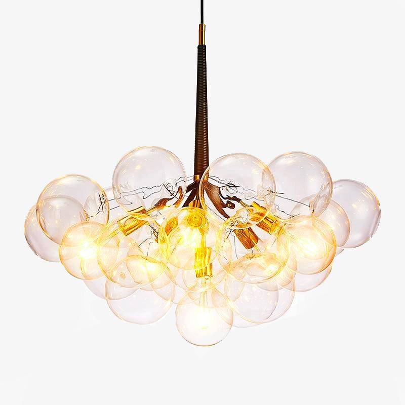 Elegante lampadario design a bolle.