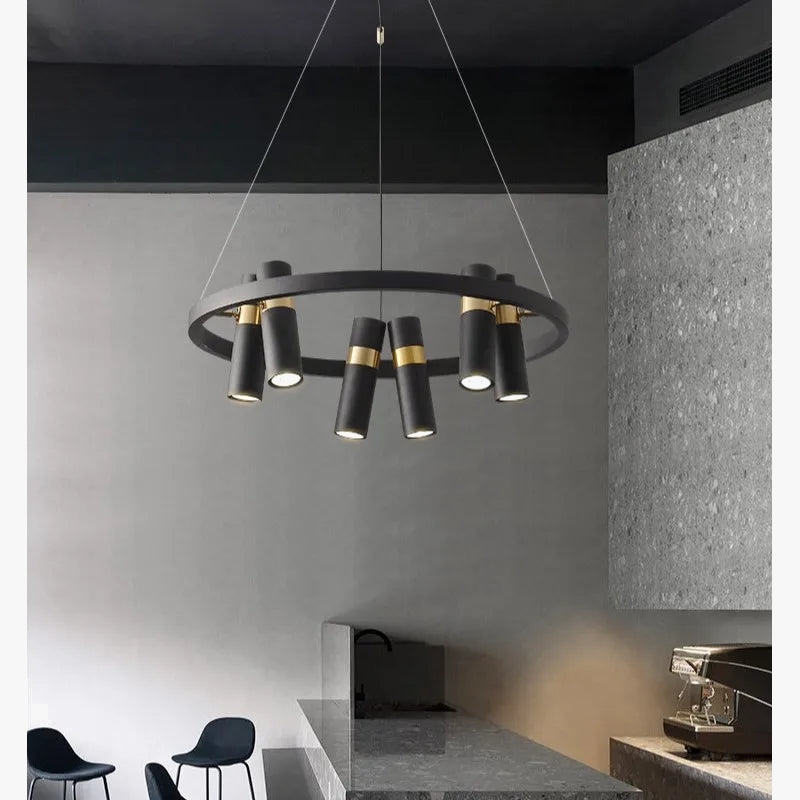 Lampadario LED rotante in ferro battuto dal design moderno